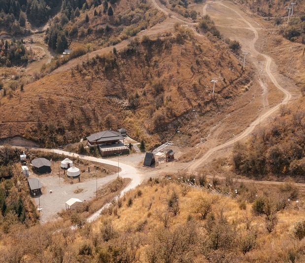 ND-дегі юбка астында